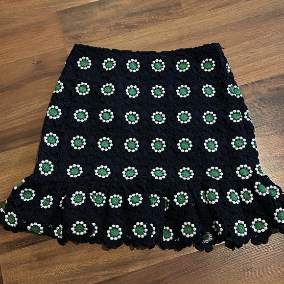 English Factory Floral Embroidered Navy and Green Skirt size Small - Picture 4 of 11